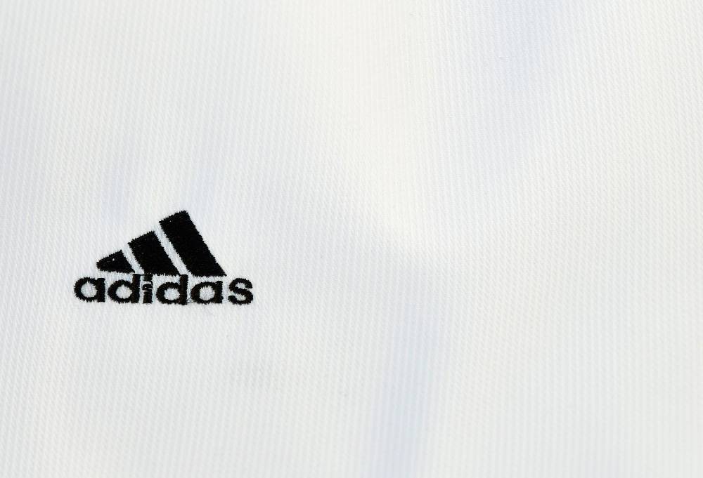 Ju Sports adidas Taekwondoanzug, Adi Club 3 stripes, weißes Revers, ADITCB02 Tiefpreis