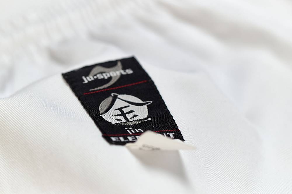 Ju Sports Element Hose weiß regular cut JETZT KAUFEN