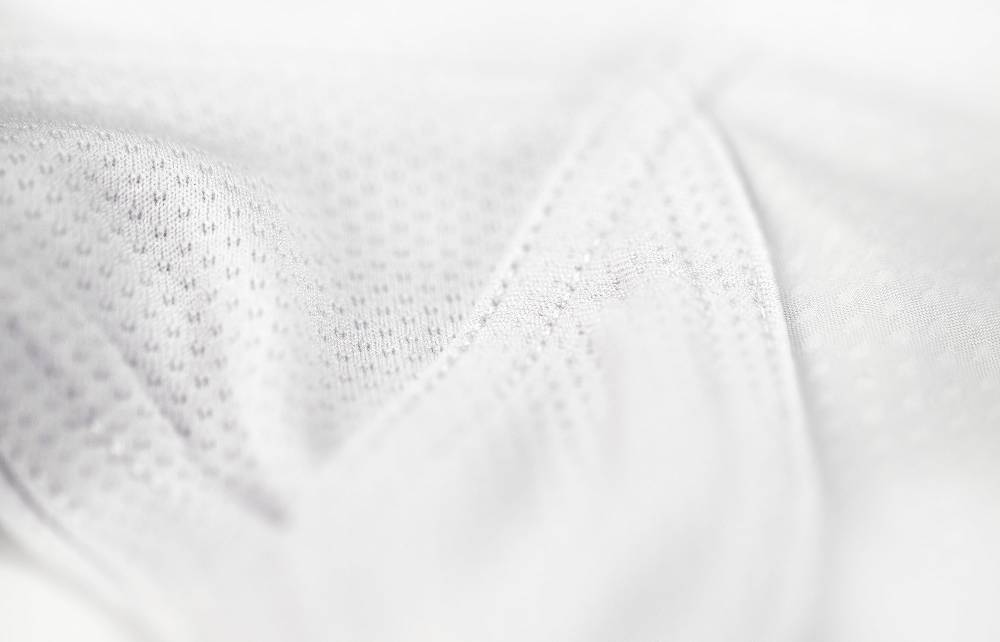 Ju Sports adidas Taekwondoanzug, adi Fighter Eco mit Streifen, weißes Revers Neuheiten