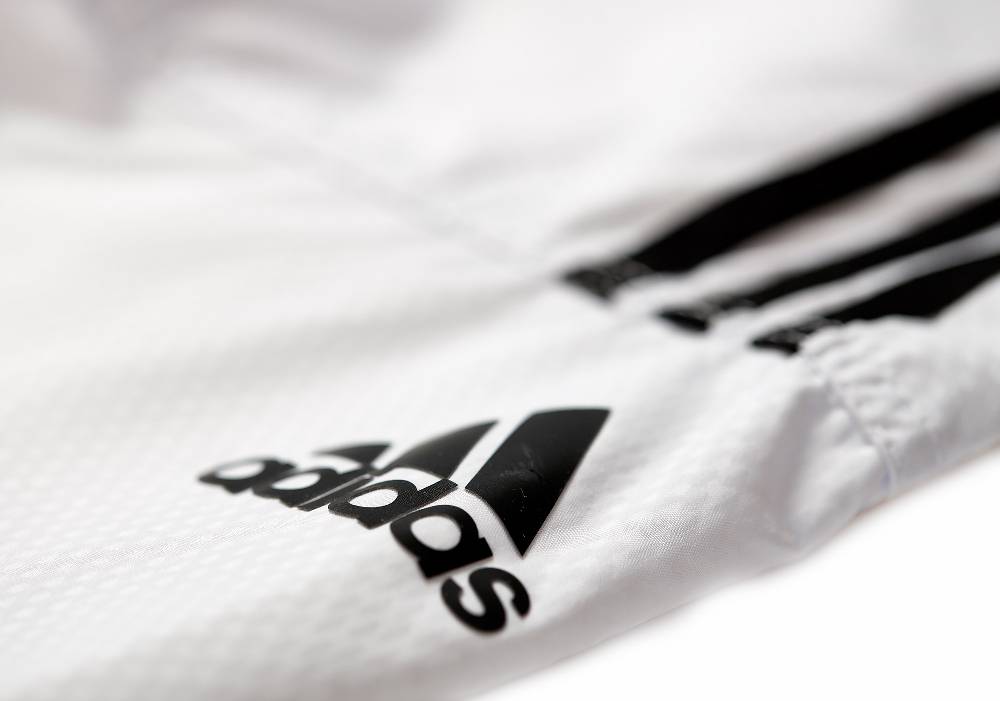 Ju Sports adidas Taekwondoanzug, Fighter mit Streifen, ADITF02 Top Angebot