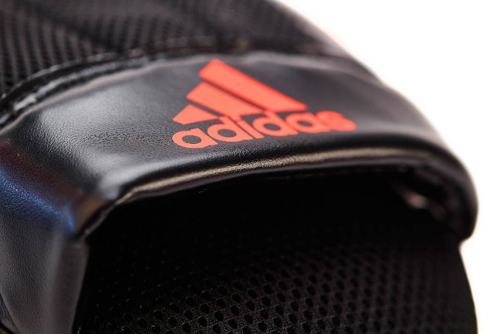Ju Sports adidas Speed Coach Paar-Pratzen, schwarz/rot ADISBAC014 Zeitbegrenzte Promotion