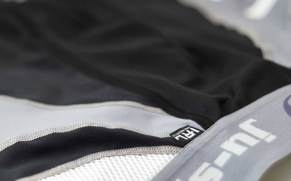 Ju Sports Compression ProLine Shorty + Motion Pro Flexcup, Tiefschutz Sonderangebot der Fabrik