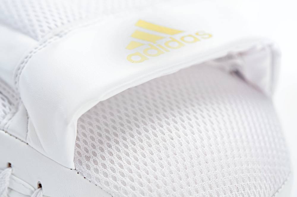 Ju Sports adidas Speed Coach Paar-Pratzen, weiß/gold ADISBAC014 Nur noch ein Tag übrig
