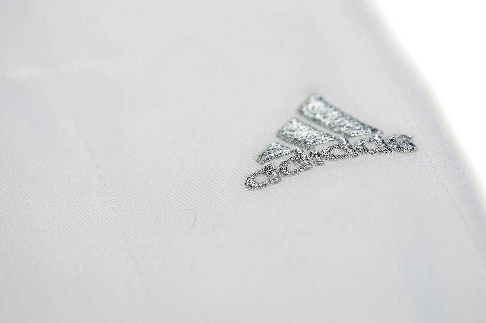 Ju Sports adidas Judo-Anzug Millenium weiß/silbernes Logo, J990 Bis zu 50% Rabatt