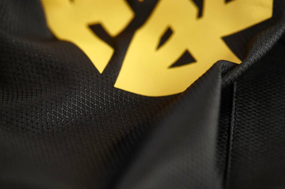 Ju Sports adidas Kick Boxing Shorts schwarz/gold, ADISKB02 Fabrikladen