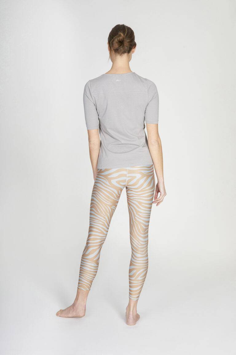 Kismet Yogastyle Ayala Shirt stone Fabrikladen
