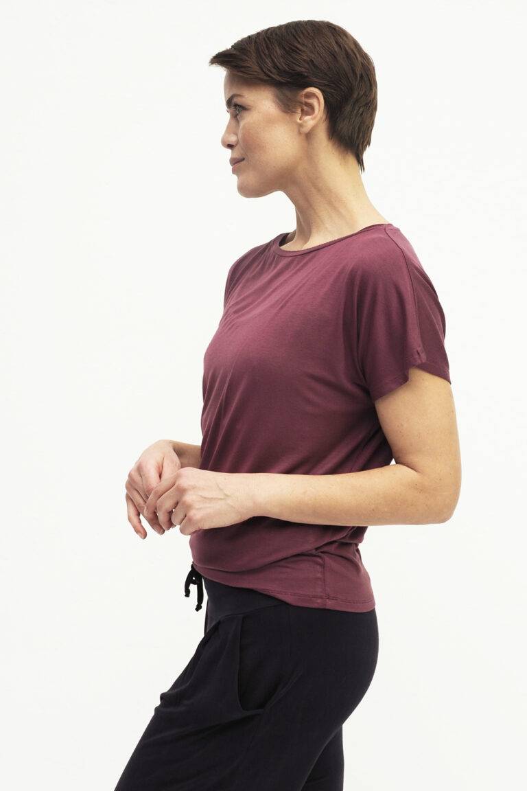 Kismet Yogastyle Manavi Tee ruby Neuheiten