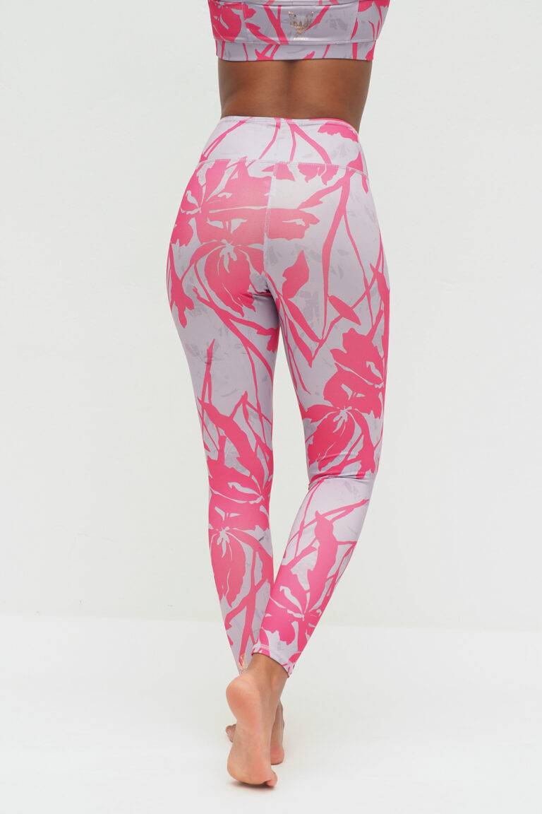 Kismet Yogastyle Ganga violet flower Nur noch ein Tag übrig