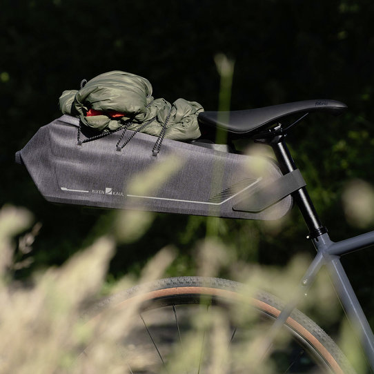 Klickfix großvolumige Bikepacking Tasche – zum Anklicken am Sattel Kostenlose Rückgabe