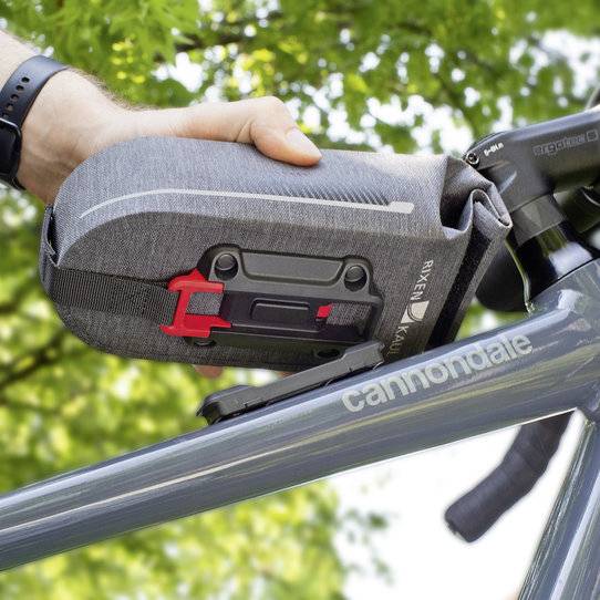 Klickfix Wasserdichte Tasche mit Smartphonefach fürs Oberrohr Bis zu 50% Rabatt