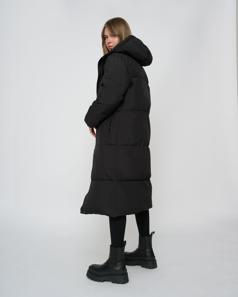 Kuuno Everyday Long Puffer Jacket Night Black Nur noch ein Tag übrig