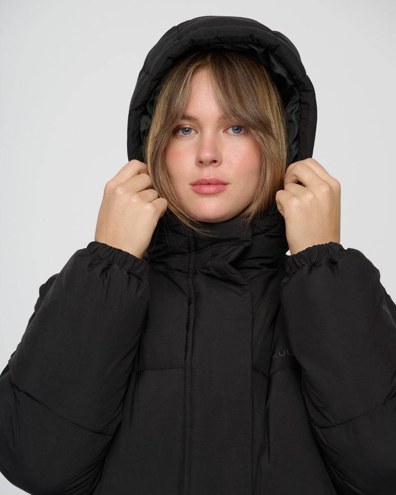 Kuuno Everyday Long Puffer Jacket Night Black Nur noch ein Tag übrig