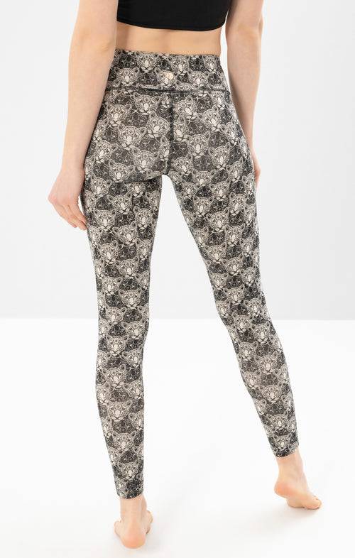 Ognx Yoga Leggings Spiritual Leopard Tencel™ Bio Baumwolle Luna - weiß Kostenlose Rückgabe