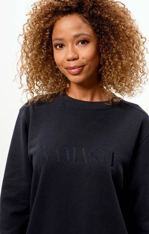Ognx Sweater Namaste Bio Baumwolle - blau Rabatte dieses Monats