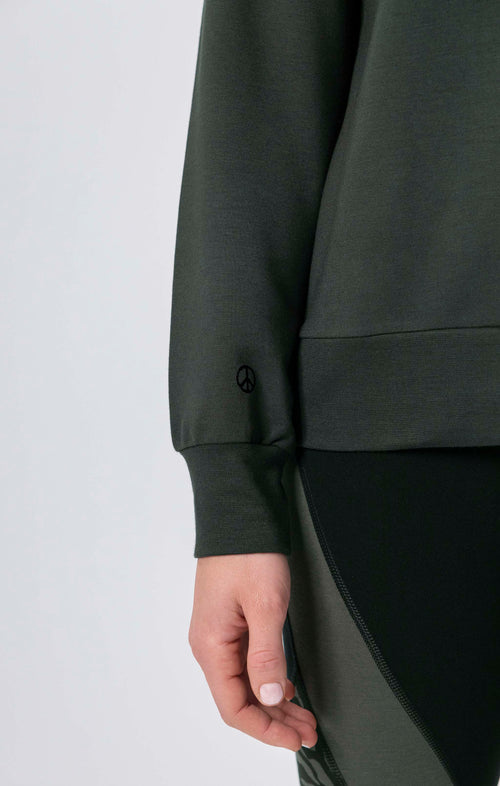 Ognx Lounge Sweater OM Tencel™ - grün Rabatt