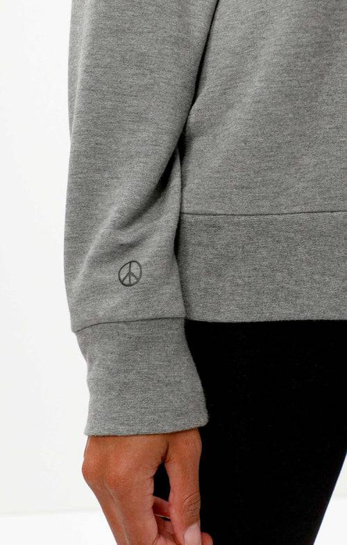 Ognx Lounge Sweater Namaste Tencel™ - grau Versandkostenfrei