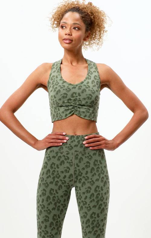 Ognx Yoga BH Leo Cropped - Mittlerer Halt - Tencel™ Bio Baumwolle - grün Black Friday