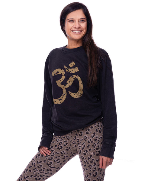 Ognx Yoga Loose Sweater OM by Jodie Roberts - schwarz Clearance-Verkauf