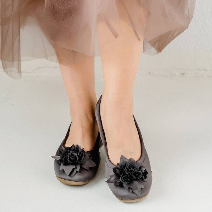 Pampuschen Grace satin taupe Limitierter Zeitrabatt