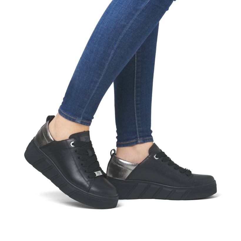 Rieker Artikelnummer W0502-03 Rieker Damen Sneaker Low mattschwarz-silber Sonderangebot