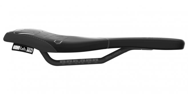 Sqlab Sattel 611 ERGOWAVE® Carbon 14cm 50% Rabatt mit kostenlosem Versand