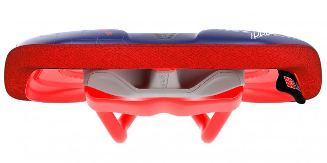Sqlab Sattel 611 ERGOWAVE® active 2.1 ltd. Wings for Life 15cm Kostenlose Rückgabe
